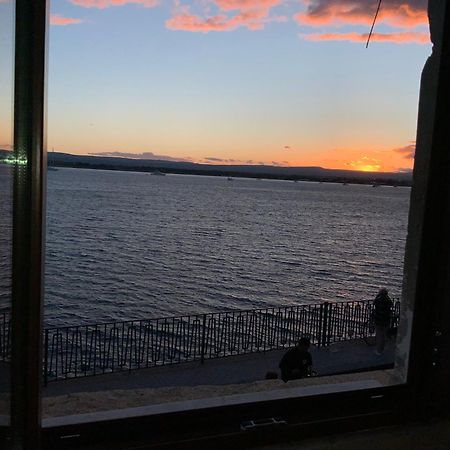 L'Alba E Il Tramonto Vista Mare Apartment Syracuse Luaran gambar