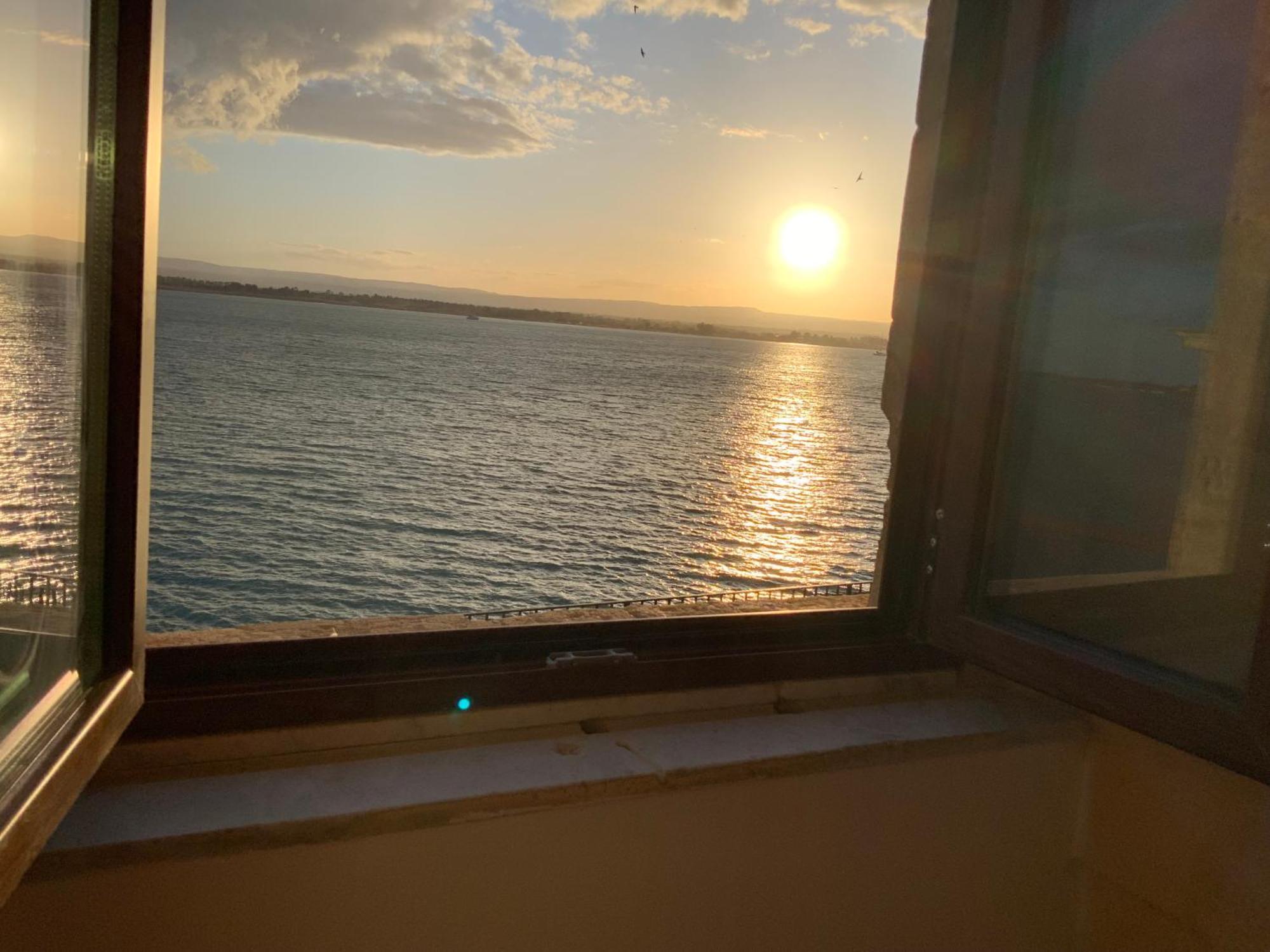 L'Alba E Il Tramonto Vista Mare Apartment Syracuse Luaran gambar